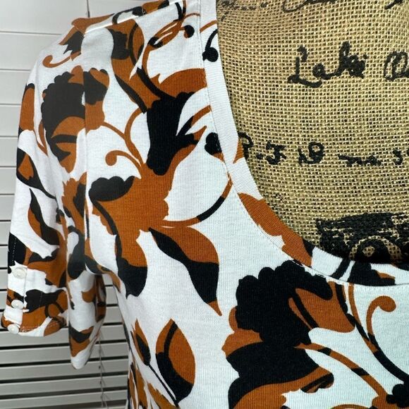 Chico’s Top Size 0 - Picture 5 of 10